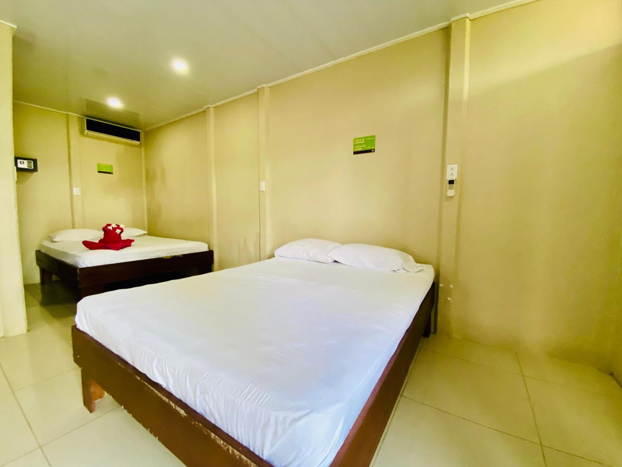 Arenal Home Tanque Bagian luar foto